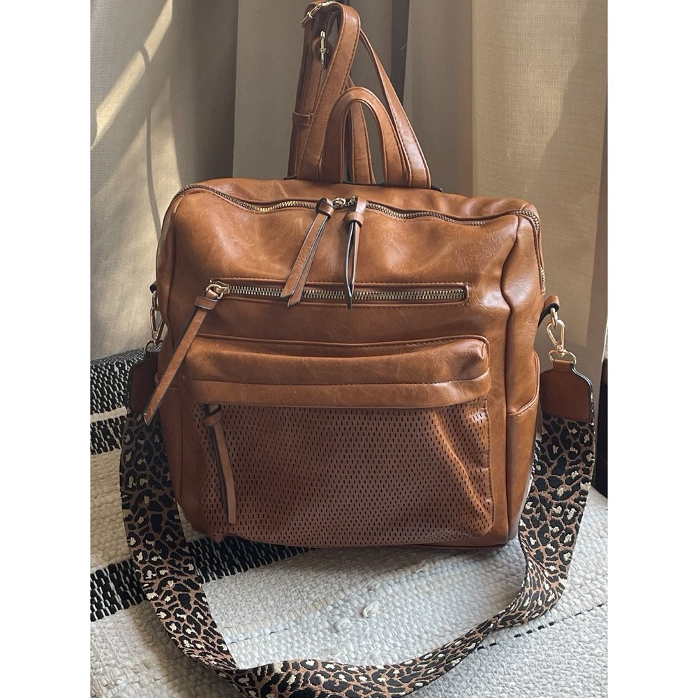 Jen & Co Amelia Convertible Backpack Travel Crossbody Removable Guitar Strap EUC